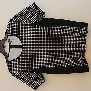 VINCE CAMUTO Women's‎ Black/White Short Sleeve Blouse - Size Large